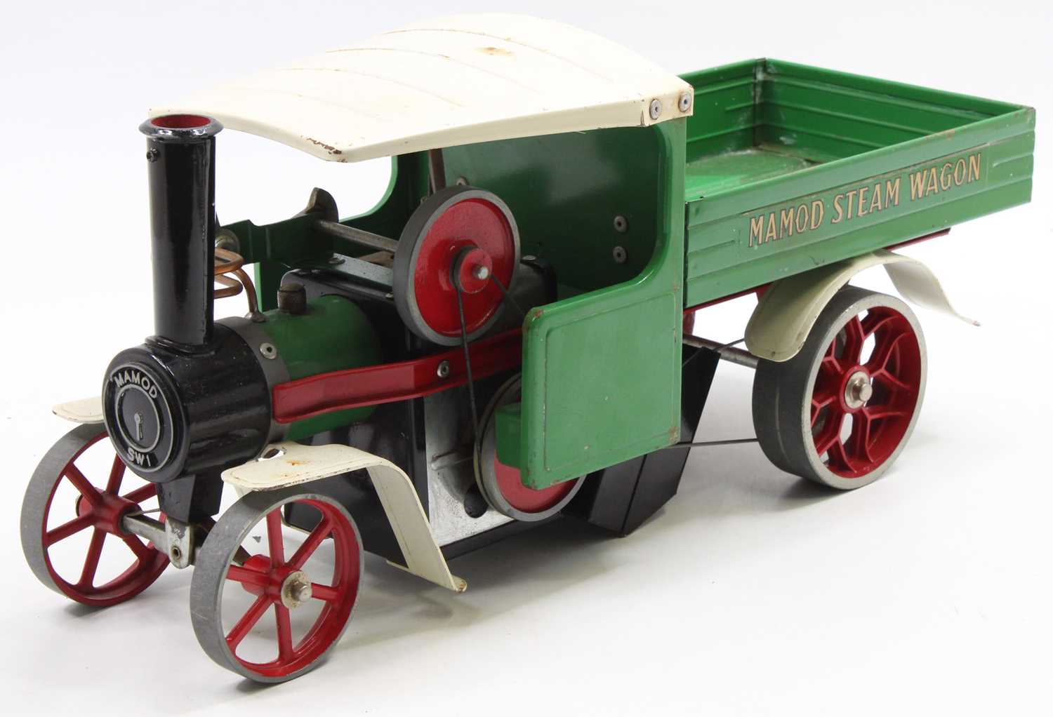 A Mamod SW1 live steam wagon comprising of green, white, and red body of usual specification, - Bild 3 aus 4