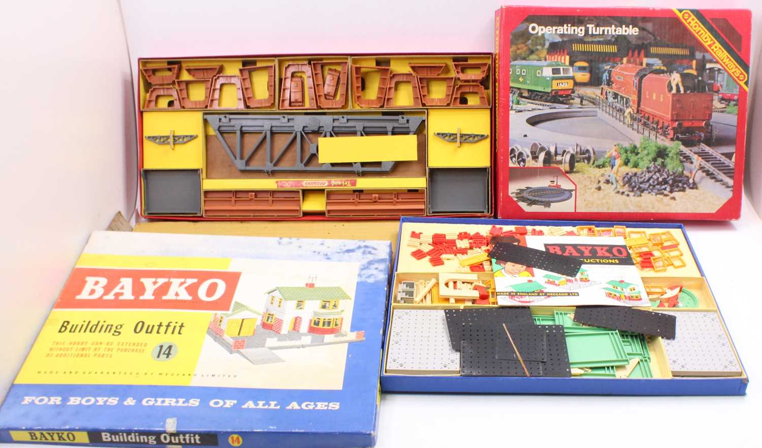 Two trays containing a selection of various 00 gauge boxed Hornby lineside accessories, loose