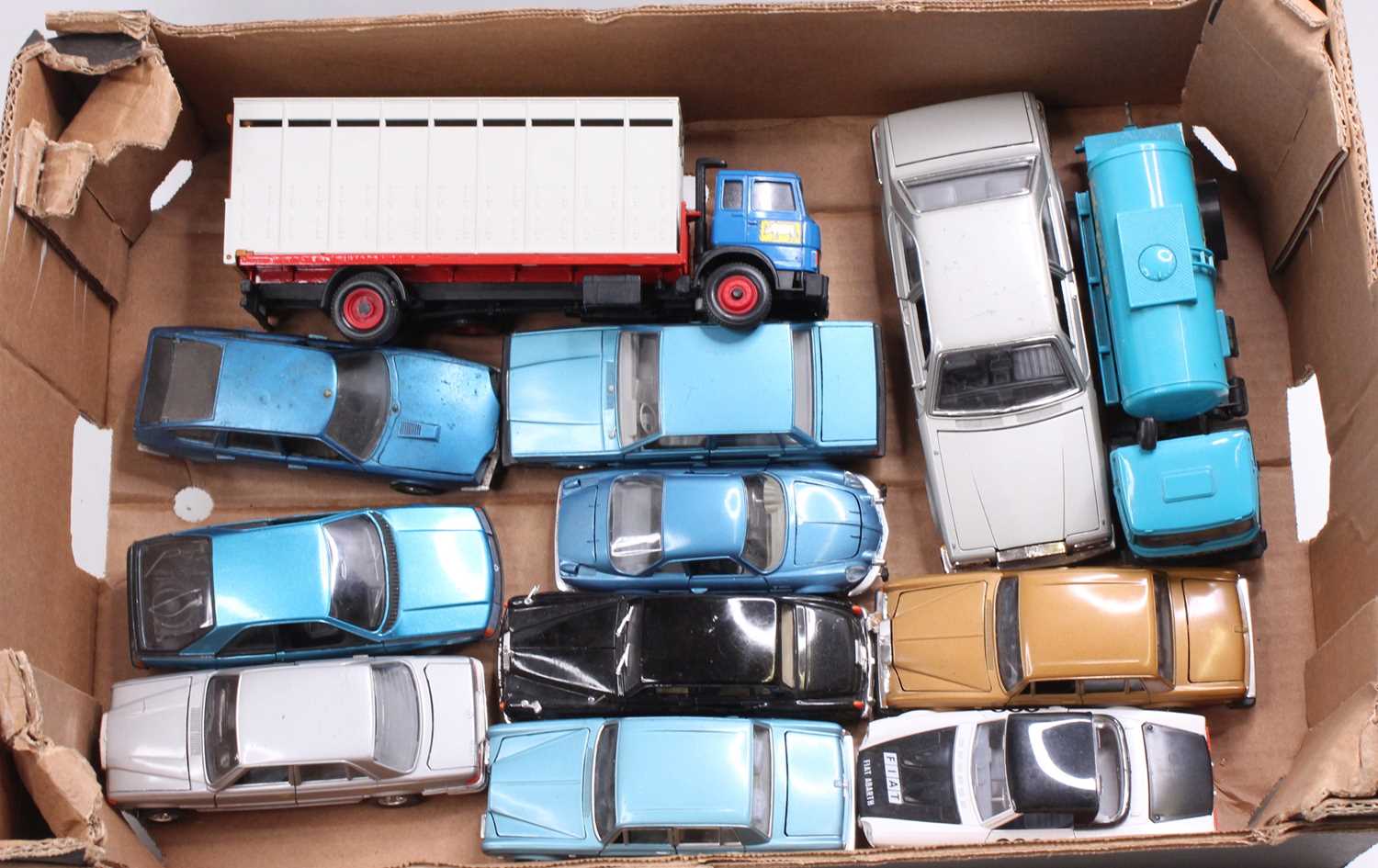 One box containing a large collection of various mainly 1/24 scale diecast vehicles, to include