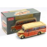 Sunstar Limited Edition 1/24th scale diecast model of a Bedford OB Yelloway Motor Service Coach,
