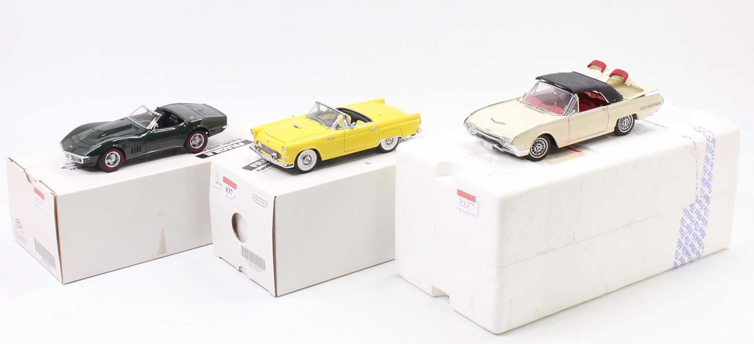 A collection of Franklin Mint boxed and polystyrene packed 1/24 scale diecast vehicles to include