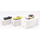A collection of Franklin Mint boxed and polystyrene packed 1/24 scale diecast vehicles to include