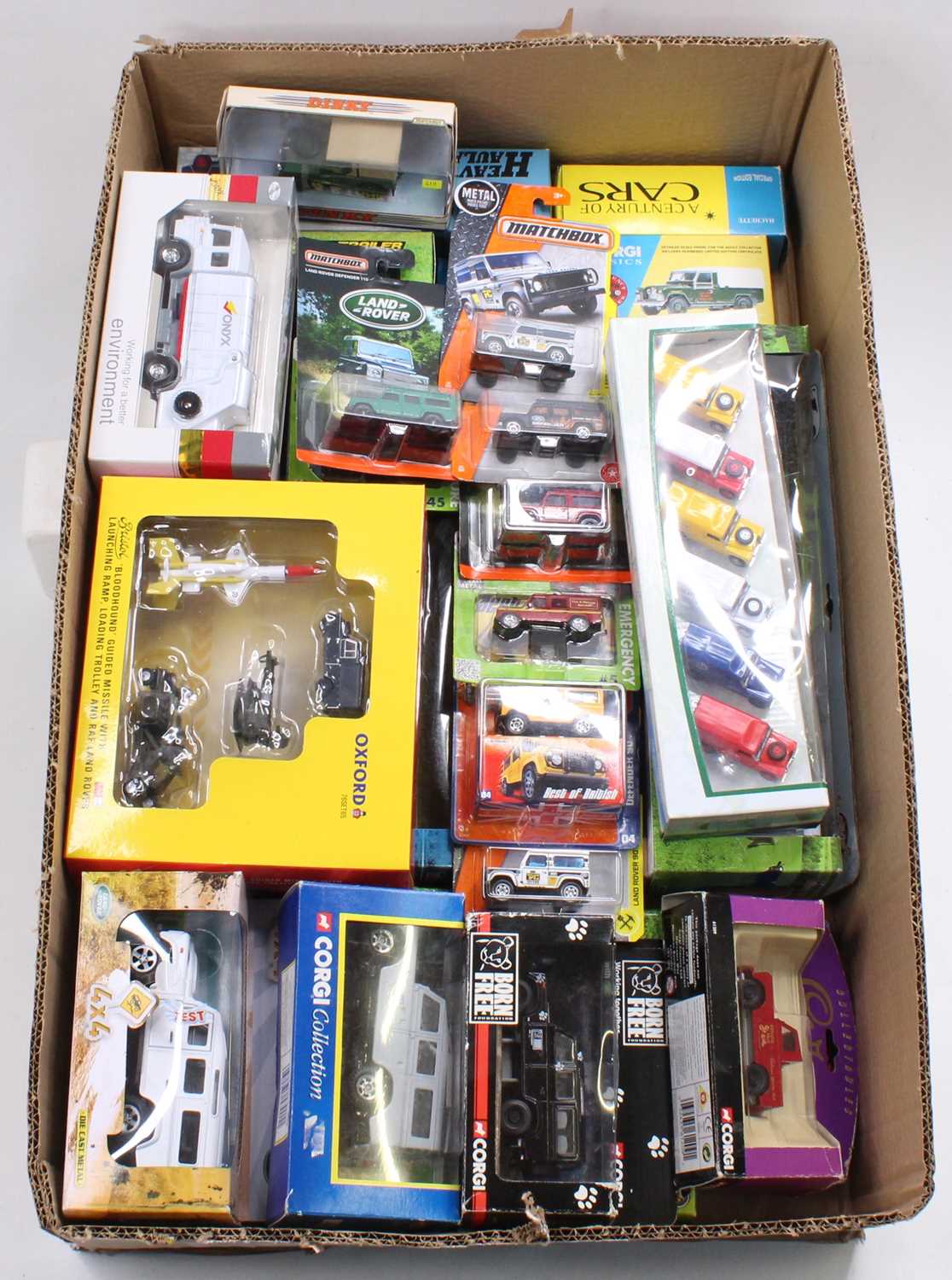 One tray containing a large collection of various boxed modern issue Landrover and commercial