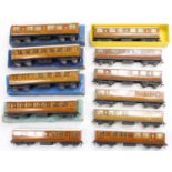 Eleven post-war Hornby-Dublo D1 teak NE coaches, all white roofs: 3 x all/3rd (E)(BG); one br/3rd (