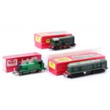 Three Hornby-Dublo 2-rail locos: 2231, 0-6-0 diesel shunter D3302 green, one-piece rods (E) (BVG);