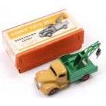 Dinky Toys No. 25X Breakdown Lorry, brown chassis and cab, green back, red hubs, with Dinky