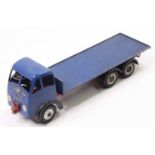 Shackleton Models FG Foden clockwork flatbed truck comprising blue cab and blue back with red