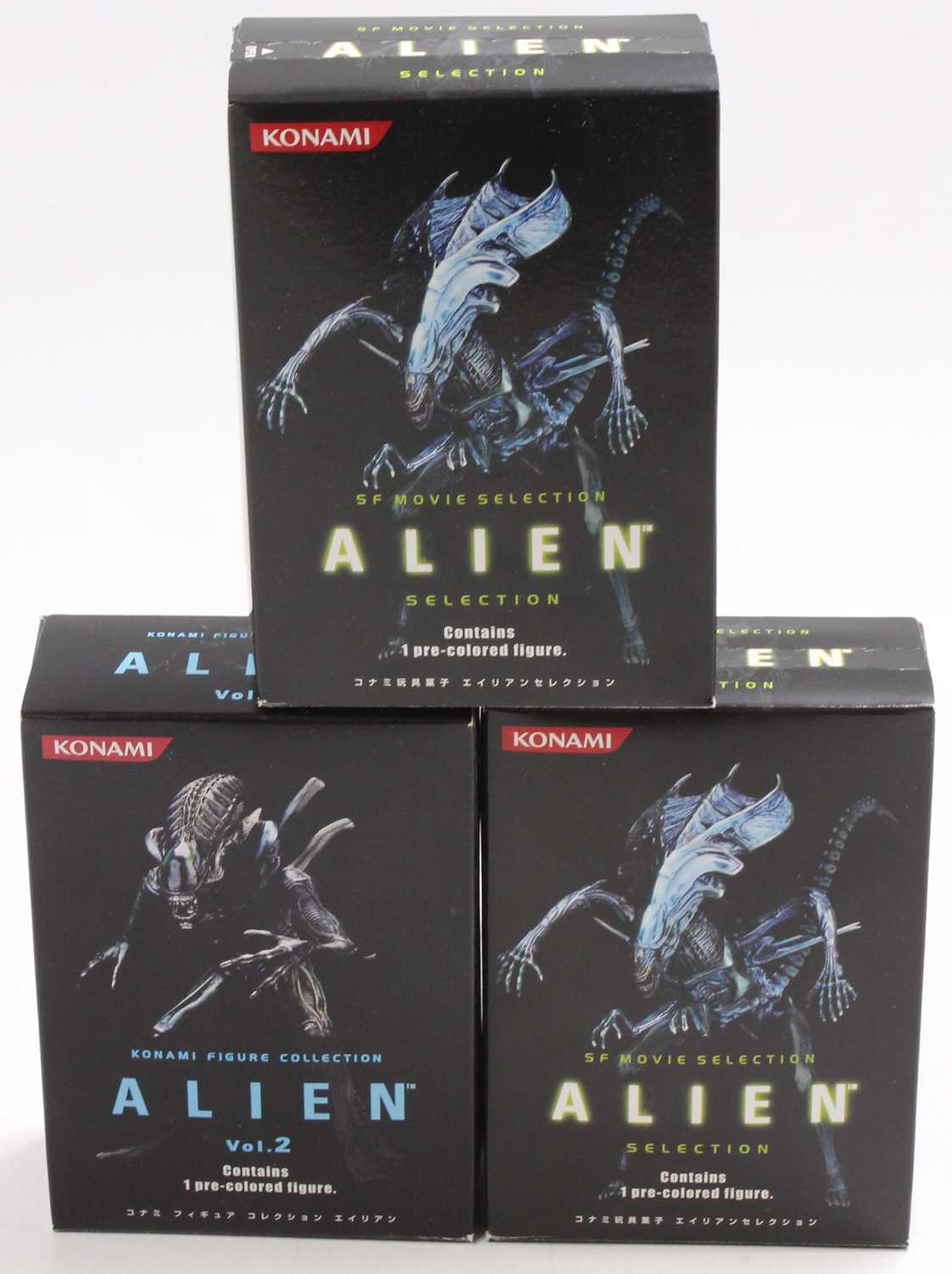 Carlton/Konami Alien SF movie selection pre-coloured action figure group to include Drop Ship, a USS