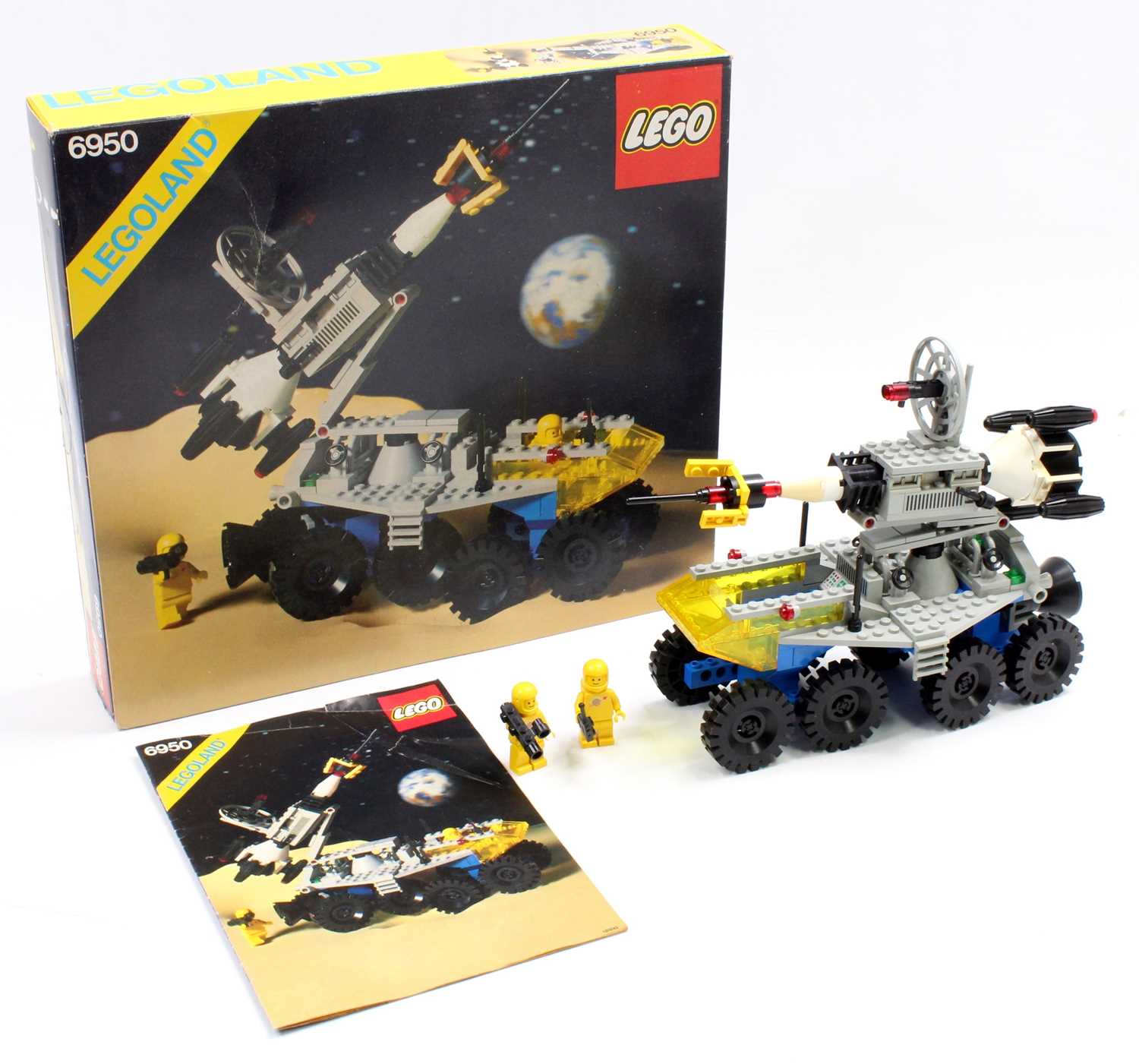 Lego vintage space No. 6950 Mobile Rocket Launcher comprising an 8-wheeled moon buggy vehicle