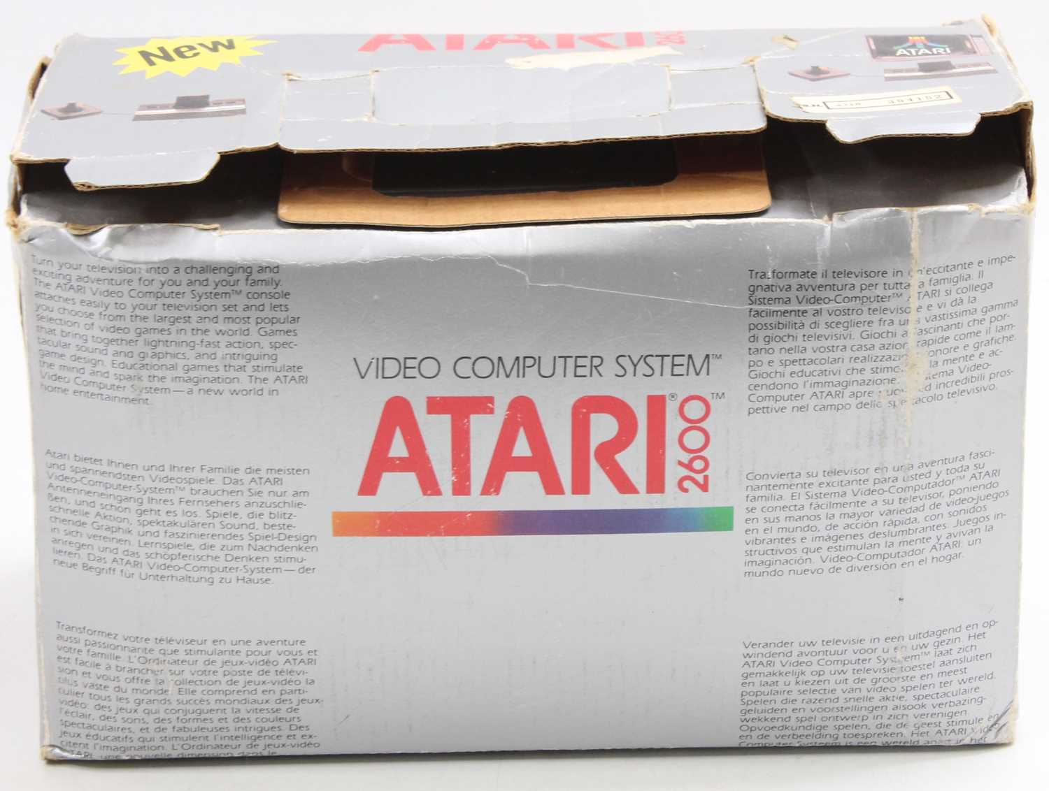 An Atari 2600 video computer system housed in the original box together with the box containing a - Bild 7 aus 9