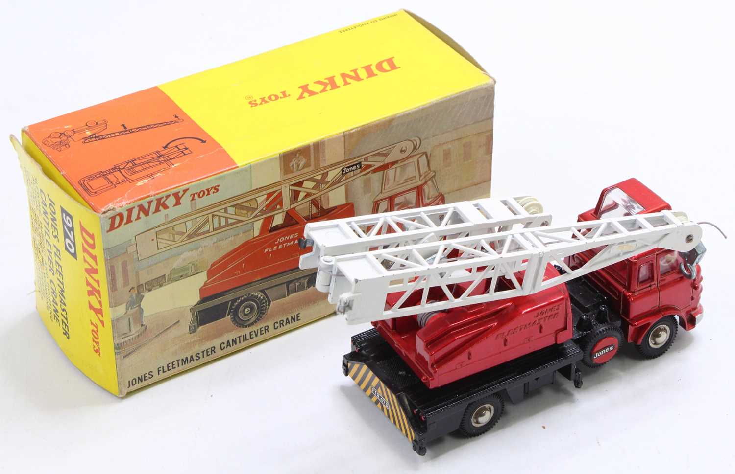 Dinky Toys No. 970 Jones Fleetmaster cantilever crane, comprising metallic red and gloss black - Image 2 of 5