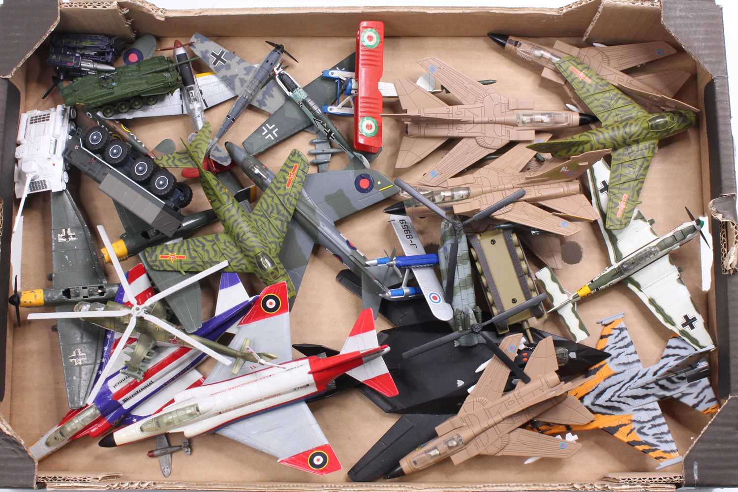 One tray containing a collection of mixed diecast plastic and kit built model aircraft to include