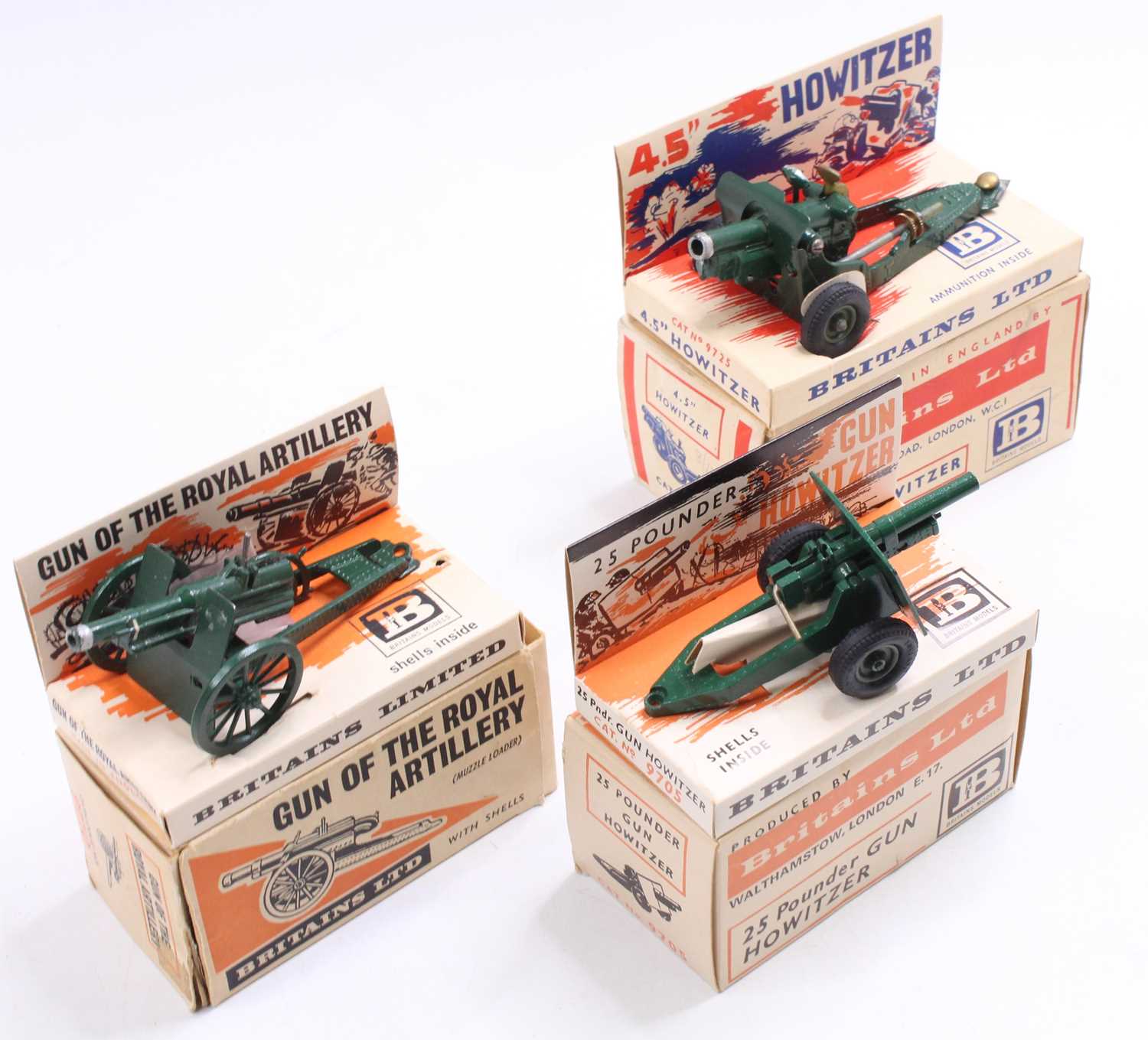 Three various boxed Britains military field guns to include a No. 9725 4.5" howitzer, No. 9710 gun