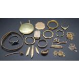 Assorted scrap gold, to include 14ct gold watch back weighing 6.5g, various hallmarked 9ct gold to