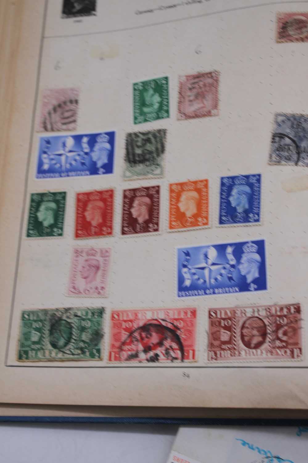 A box of mint stamps & assorted first day covers, to include 250th Anniversary The Birth of Sir - Image 8 of 10