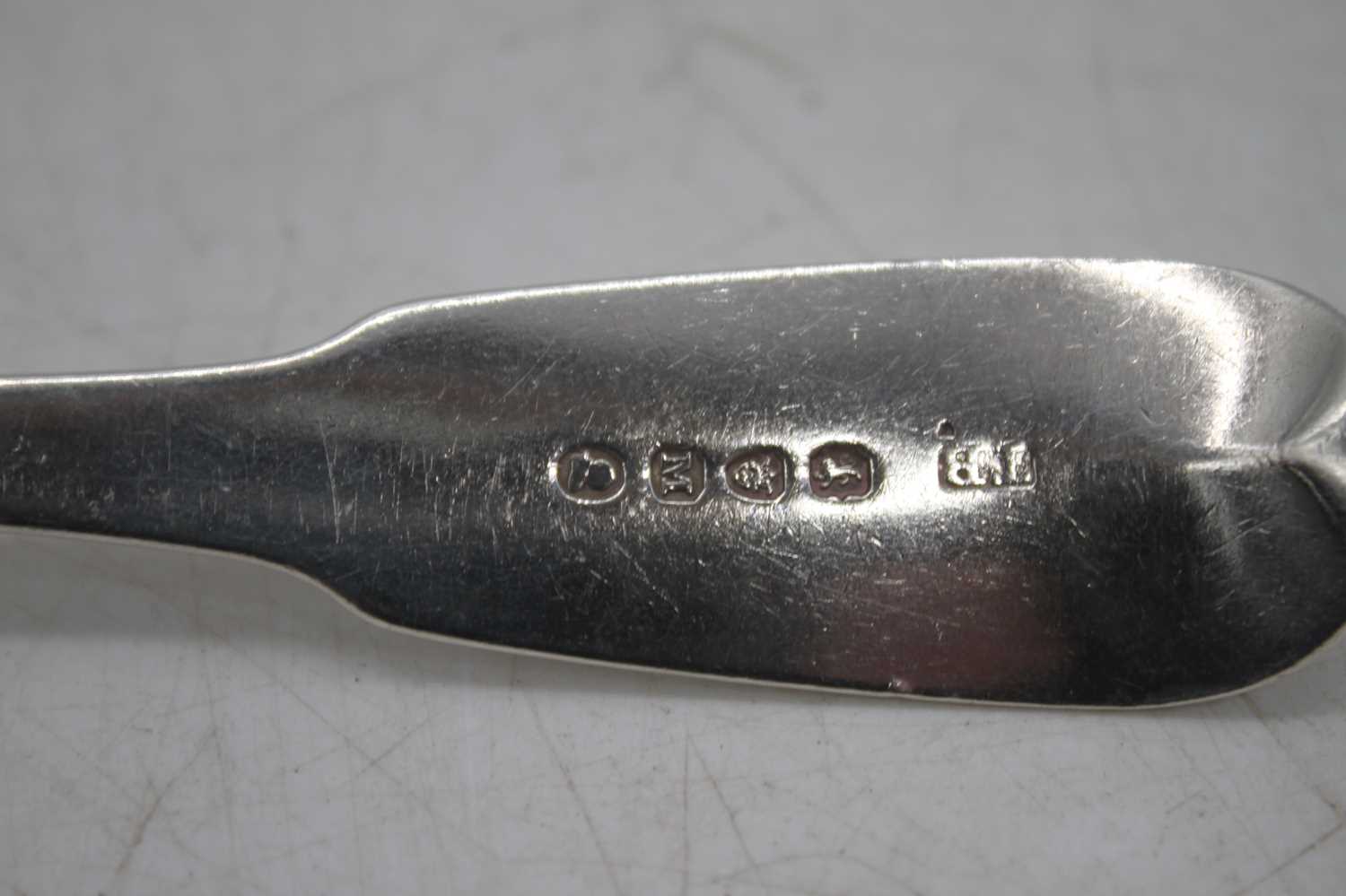 A George III silver serving spoon in the fiddle pattern, together with a silver bladed pocket - Image 3 of 4