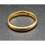 A 22ct gold wedding band, 2.3g, size M