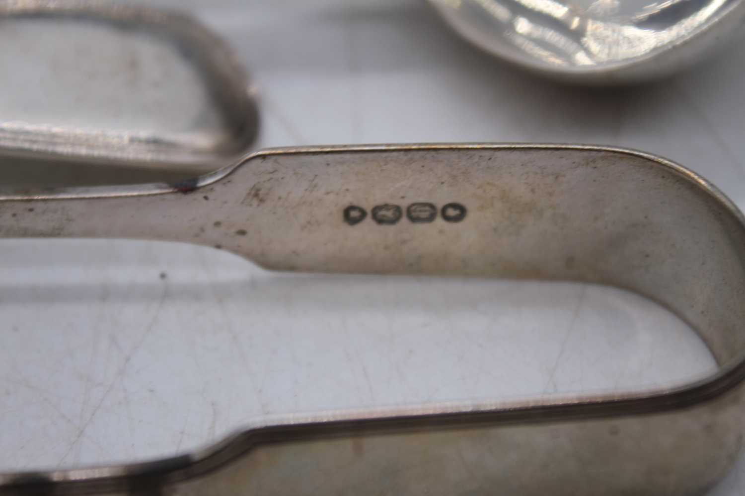 A collection of 19th century silver flat wares in the Fiddle & Thread pattern to include a pair of - Image 2 of 2