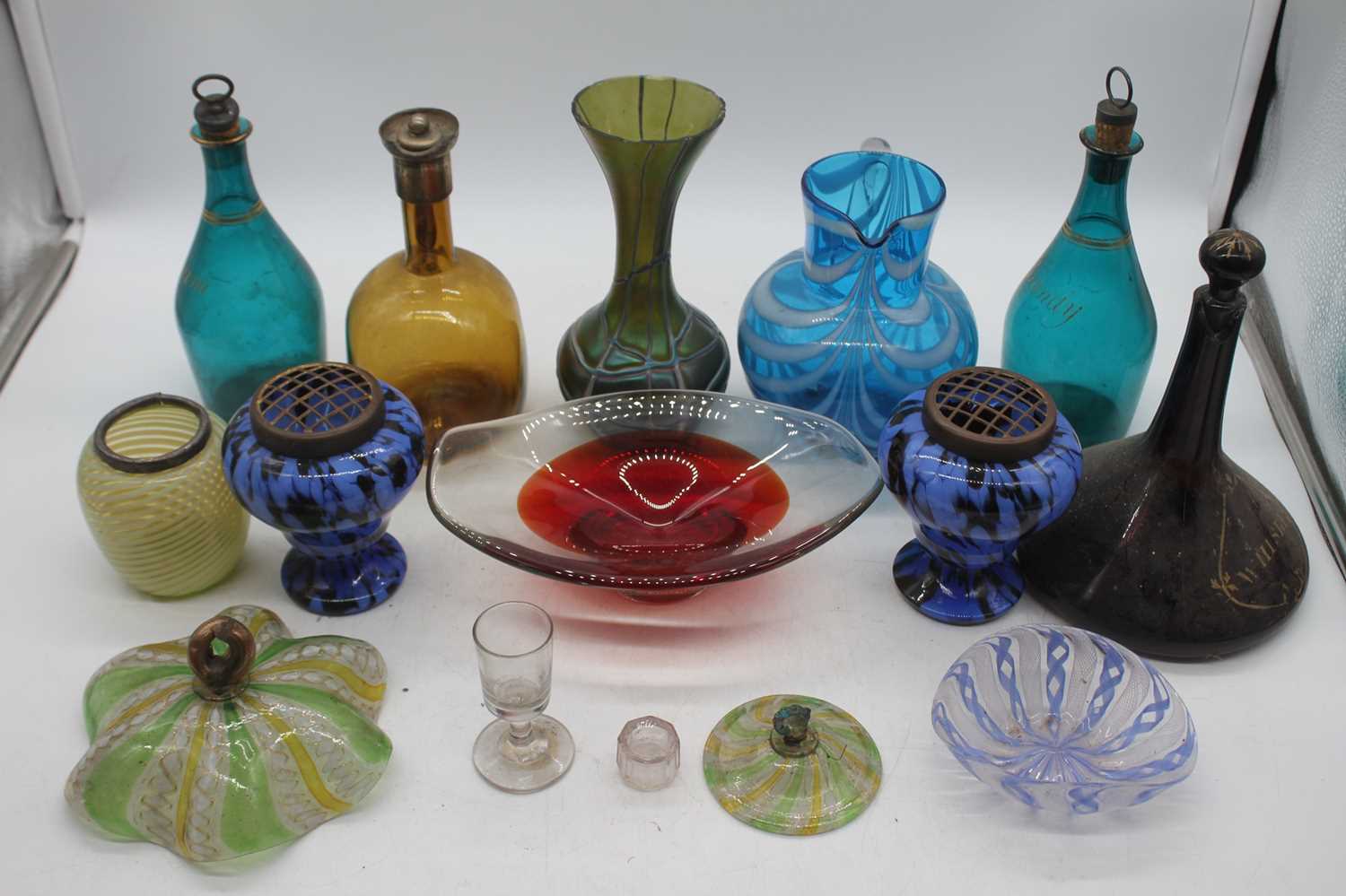 A collection of 19th century and later glass ware to include a pair of 19th century green glass - Image 2 of 2