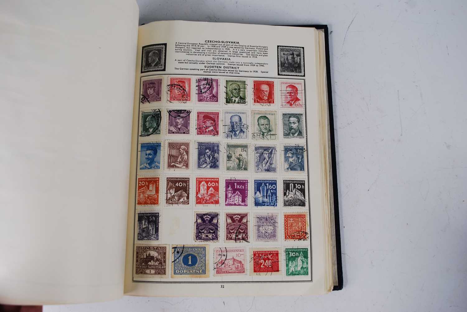 A large collection of World stamps, mostly housed in Amherst albums but some kiloware, to include - Image 13 of 16