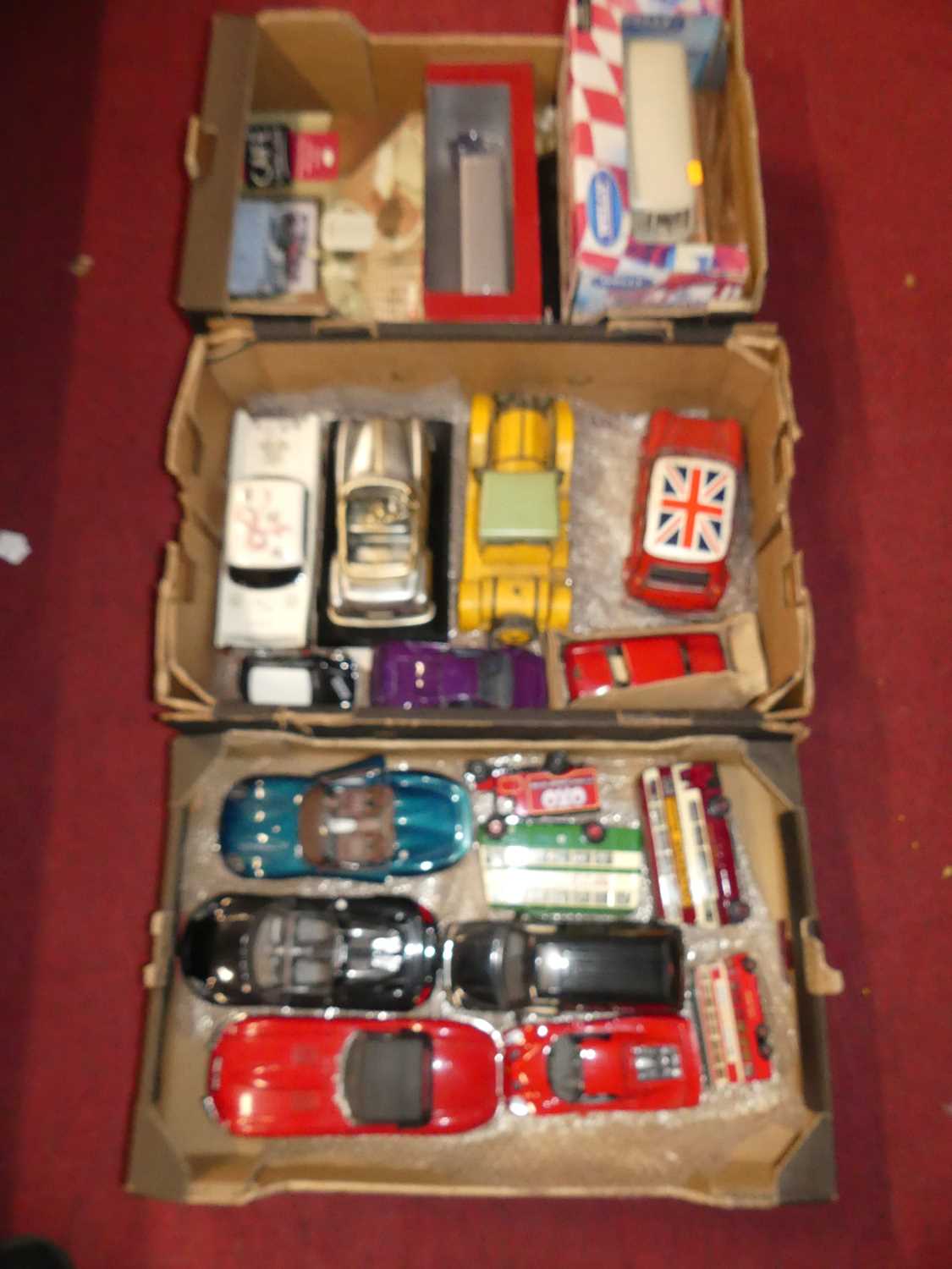 3 boxes of mixed modern issue diecast to include Corgi Cafe Connection, various loose 1/18 scale