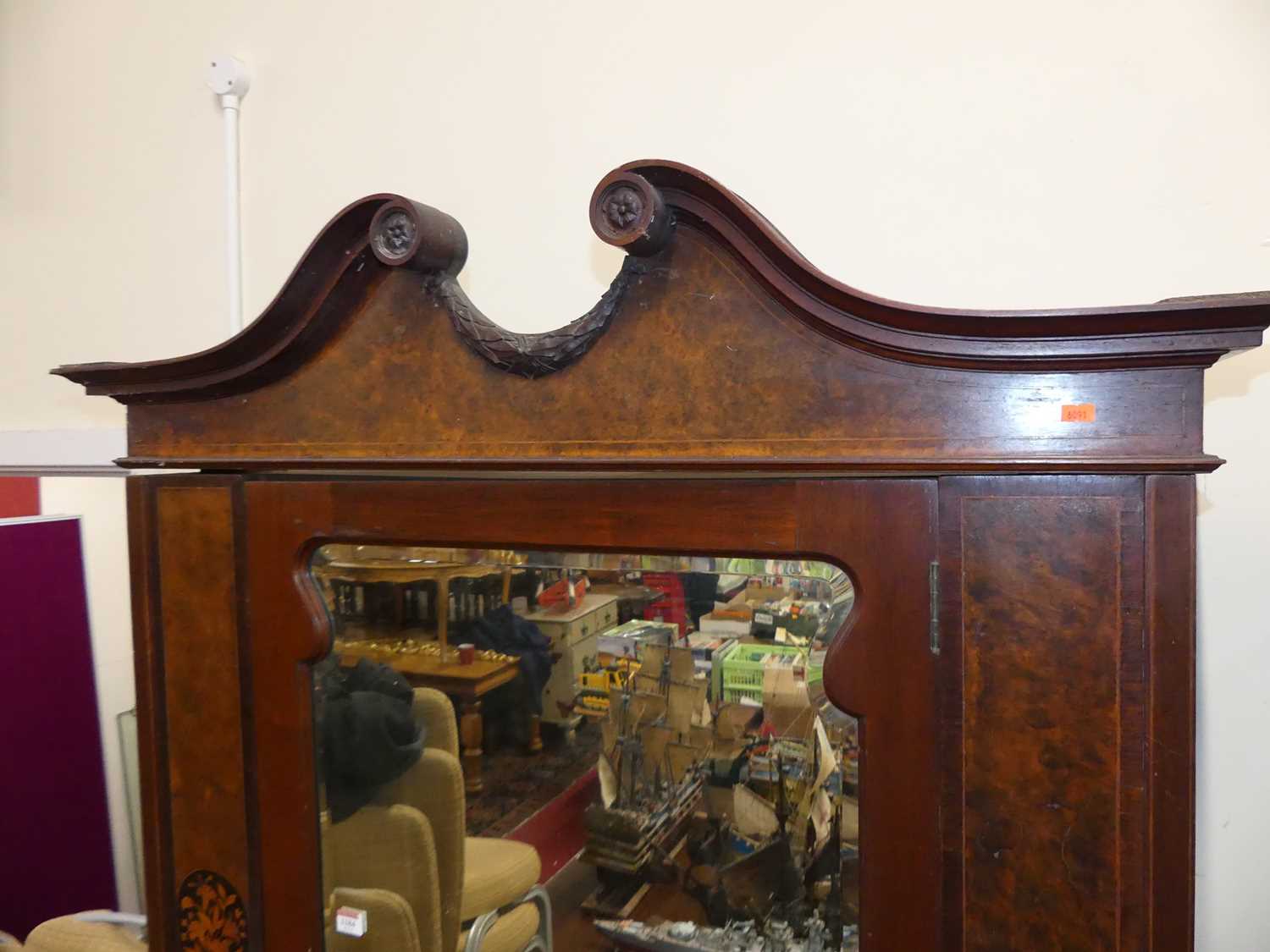 An Edwardian mahogany figured walnut and floral satinwood inlaid single mirror door wardrobe, with - Image 2 of 5