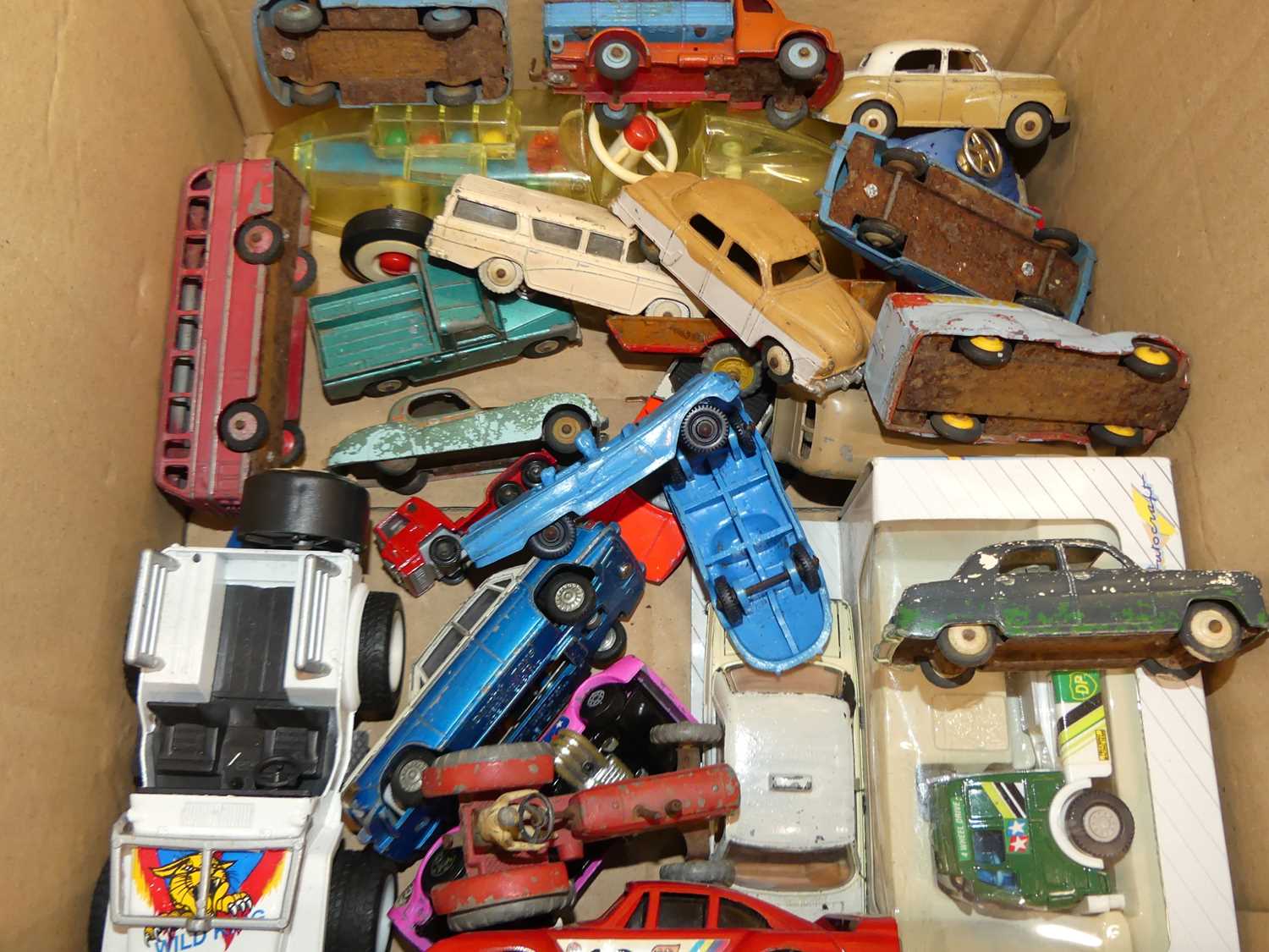 A box of mixed playworn and repainted diecast vehicles, to include Dinky Toys - Image 3 of 3
