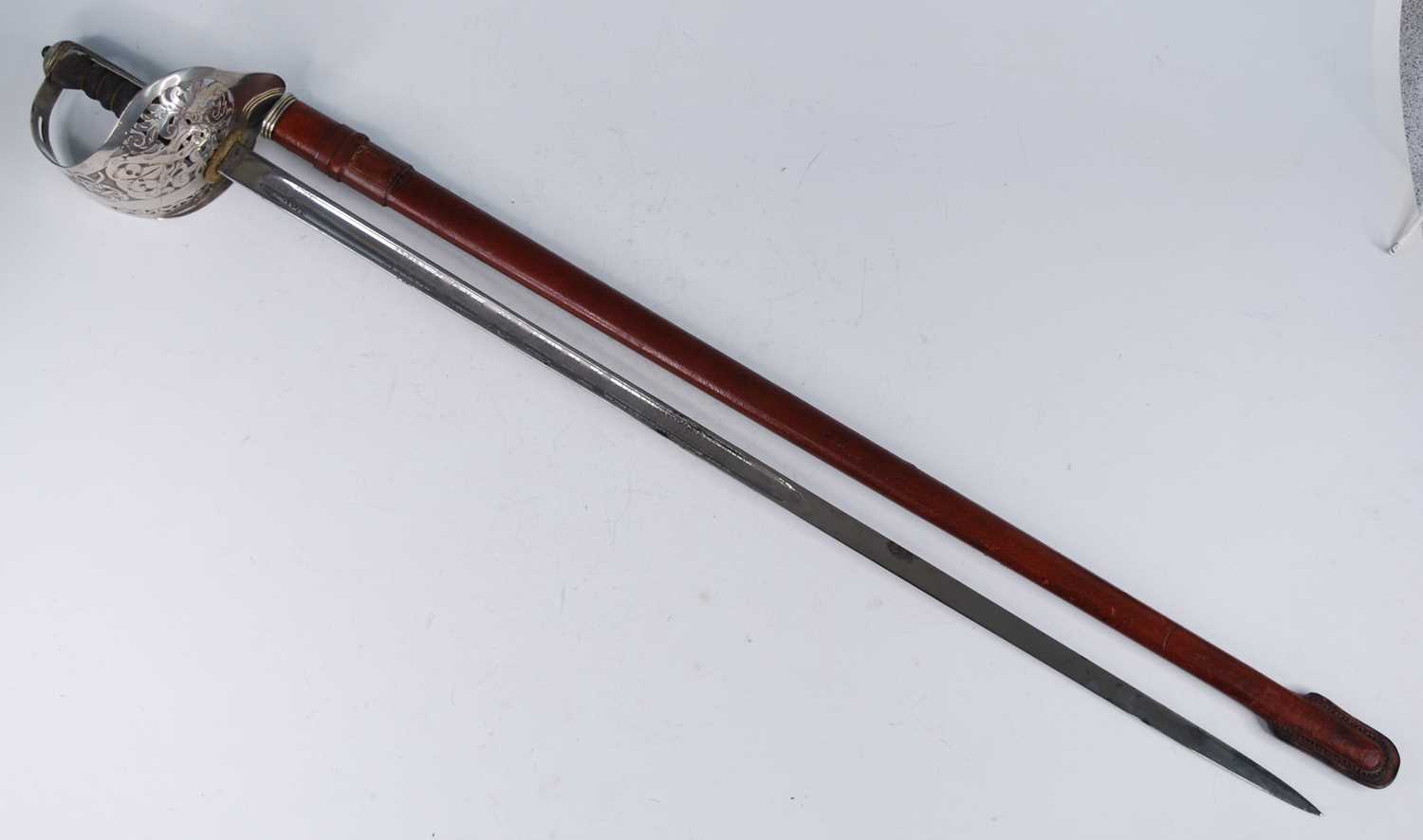 A British 1892 pattern Infantry Officer's sword, the 82cm blade etched with a crowned GR VI cypher - Image 4 of 4