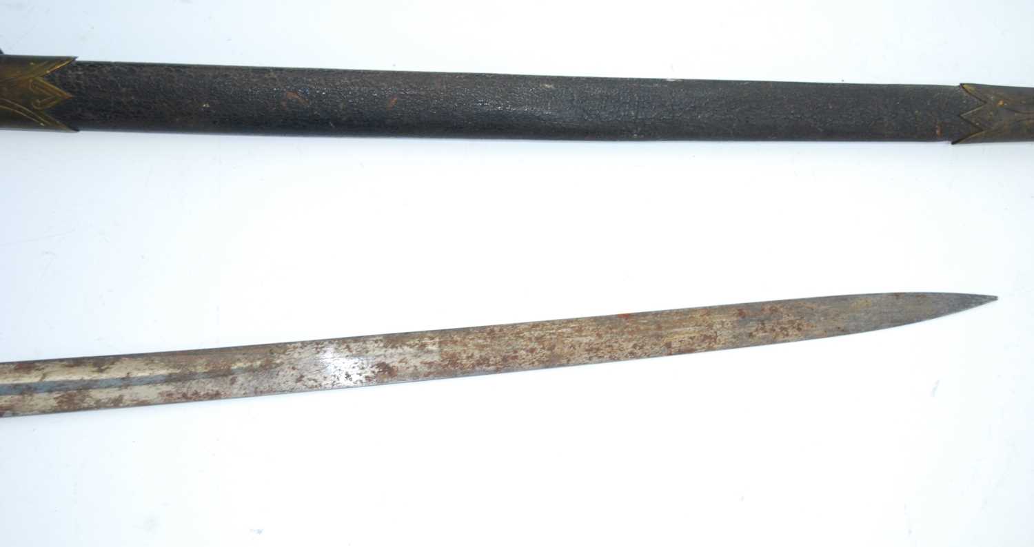 A British 1827 pattern Naval Officer's sword, having an 82cm slightly curved fullered blade the - Bild 5 aus 7