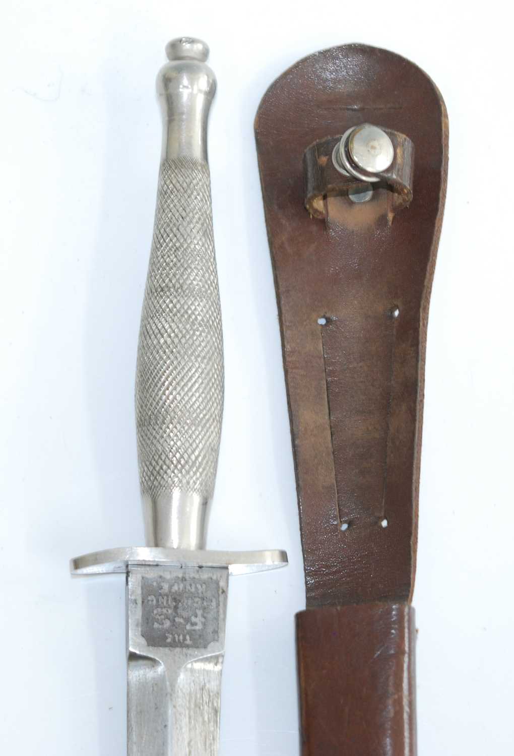 A Fairbairn-Sykes 1st Pattern Commando fighting knife, the 16.5cm double edged spear-point blade ( - Image 4 of 16