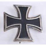 A German Iron Cross 1st Class, having a pin back, marked Deschlersohn. PLEASE SEE TERMS AND