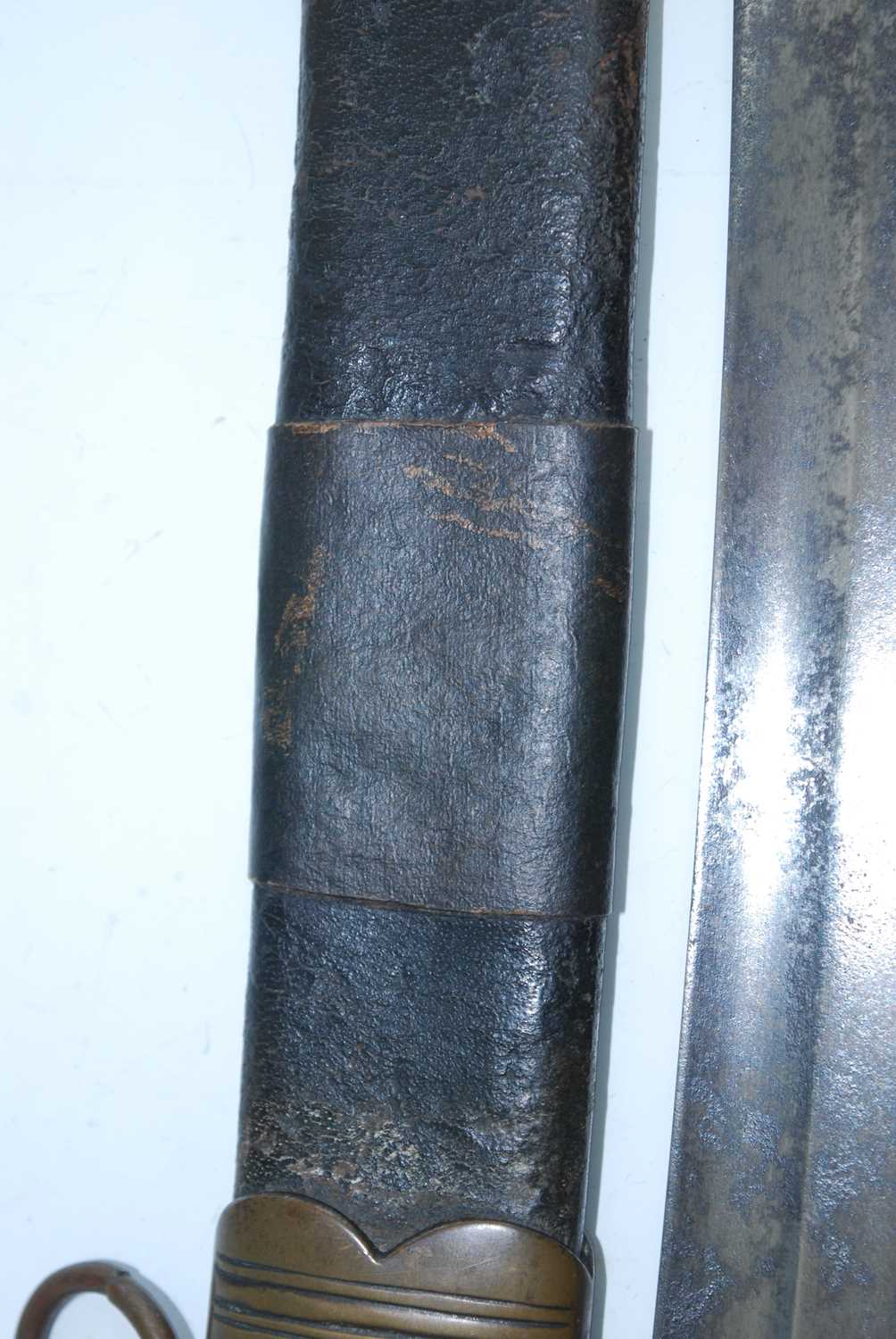 A late George III Customs Officers sword, similar to the 1796 pattern, the broad 65cm curved blade - Image 4 of 5