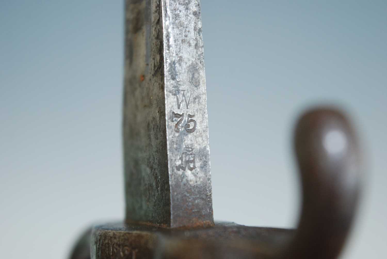 An Imperial German M1871 bayonet, the 46.5cm straight fullered blade marked to the forte Gebr - Image 5 of 6