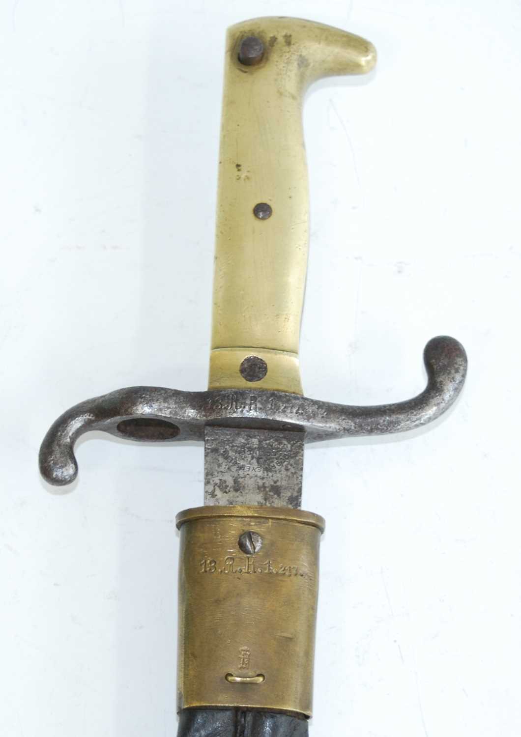 An Imperial German M1871 bayonet, the 46.5cm straight fullered blade marked to the forte Gebr - Image 6 of 6