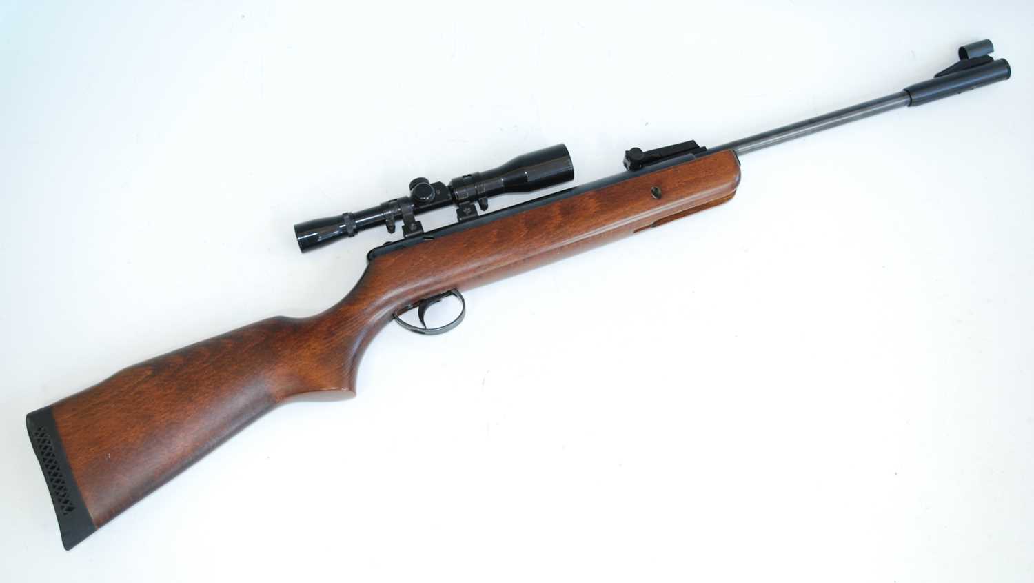 A BSA Supersport .22 break barrel air rifle, serial no. D S 71442, with Seagull 8 x 28 telescopic