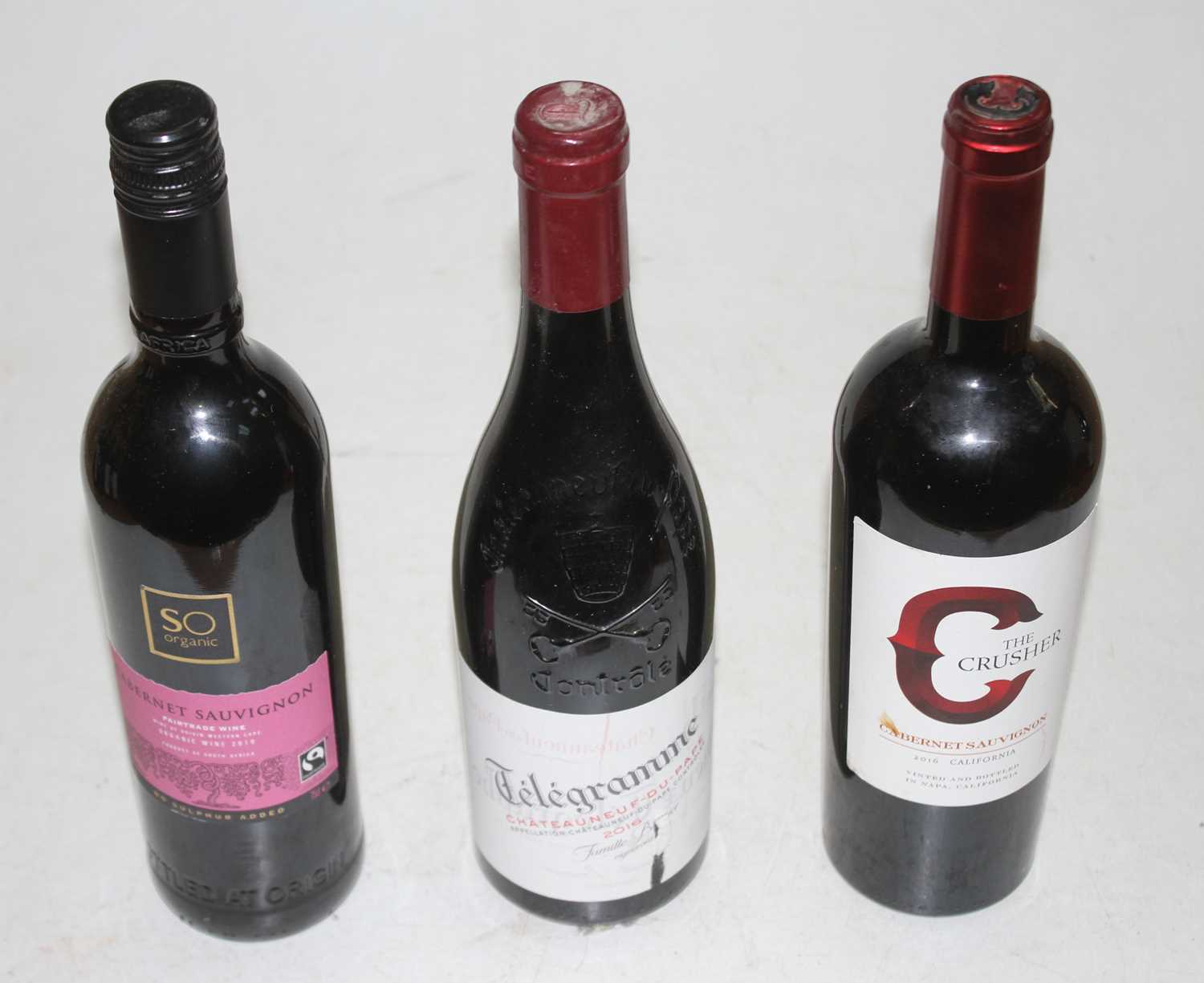 Telegramme, 2016, Châteauneuf du Pape, one bottle; Les Dauphins, 2017, Côtes du Rhone, two - Bild 4 aus 6