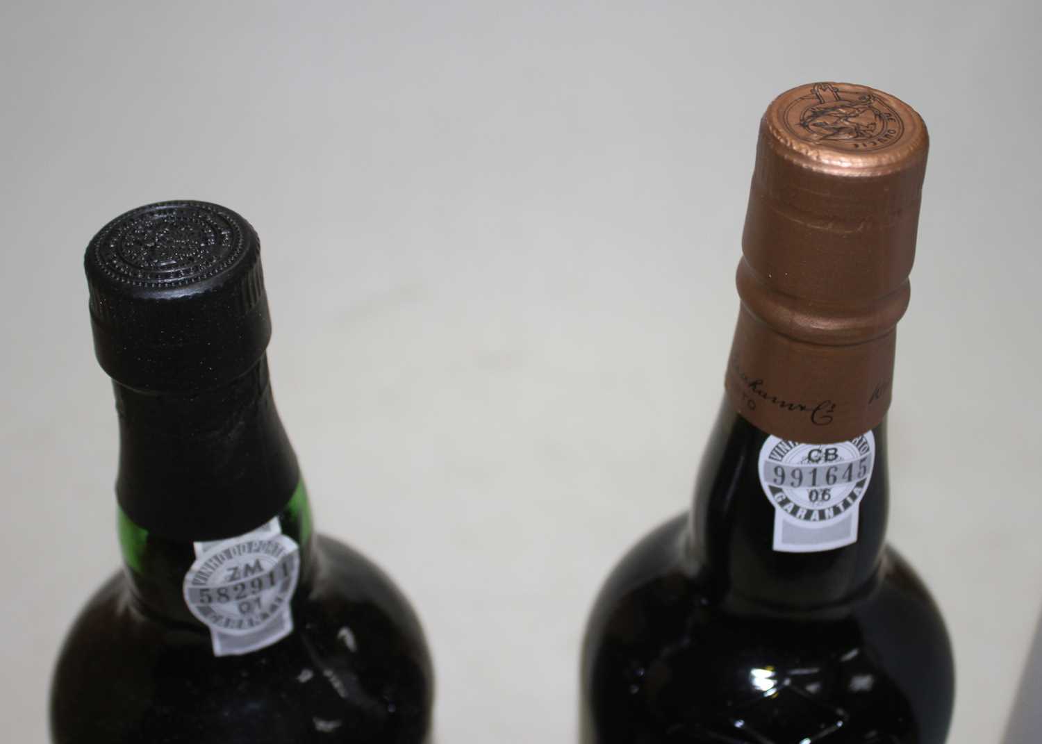 Fonseca Bin No.27 Fine Reserve port, one bottle (OWC); Graham's LBV port, 2014, one bottle in - Image 4 of 6
