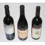 Assorted red table wines, to include Le Pierrer, 2000, Bordeaux, one bottle; Bordeaux Claret from