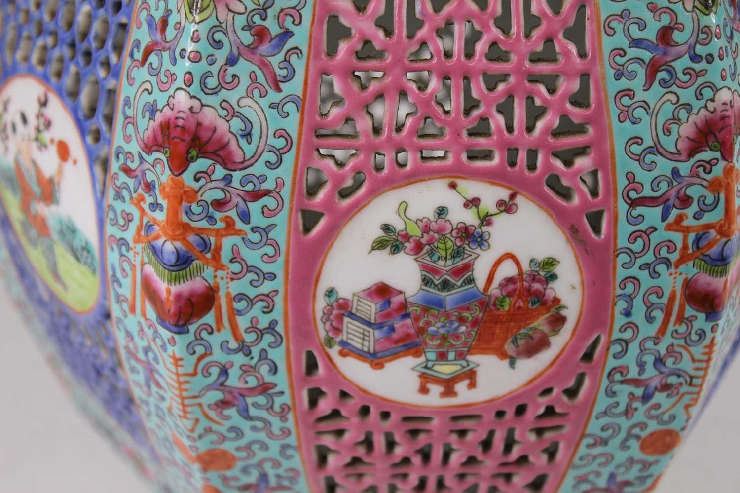 An early 20th century Chinese porcelain lantern and stand, enamel decorated in the famille rose - Image 7 of 12