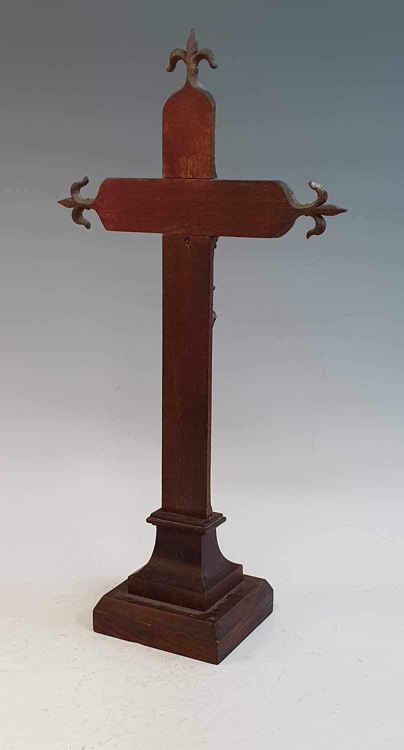 A Victorian parcel gilt carved oak crucifix, the corpus christi above a cavetto moulded base, h. - Image 3 of 3