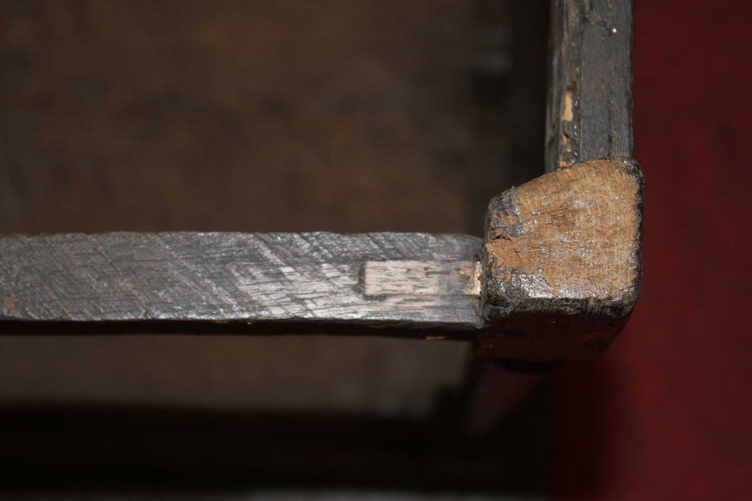 An 18th century provincial joined oak side table, having a two-plank top, raised on turned and - Bild 5 aus 12