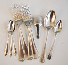 Mixed silver flatware, to include a George III silver caddy spoon, in the Fiddle pattern, maker