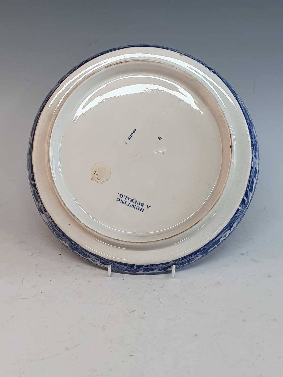 A circa 1810 Spode Indian Sporting series blue and white transfer decorated circular stand, - Bild 2 aus 6