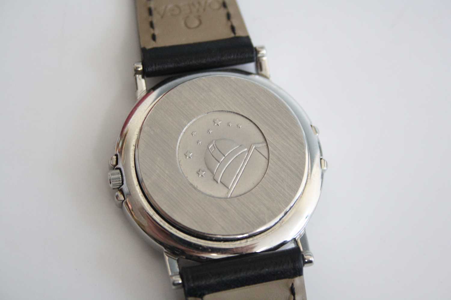 An Omega Constellation stainless steel quartz wristwatch, having a round cream dot dial and outer - Image 7 of 11