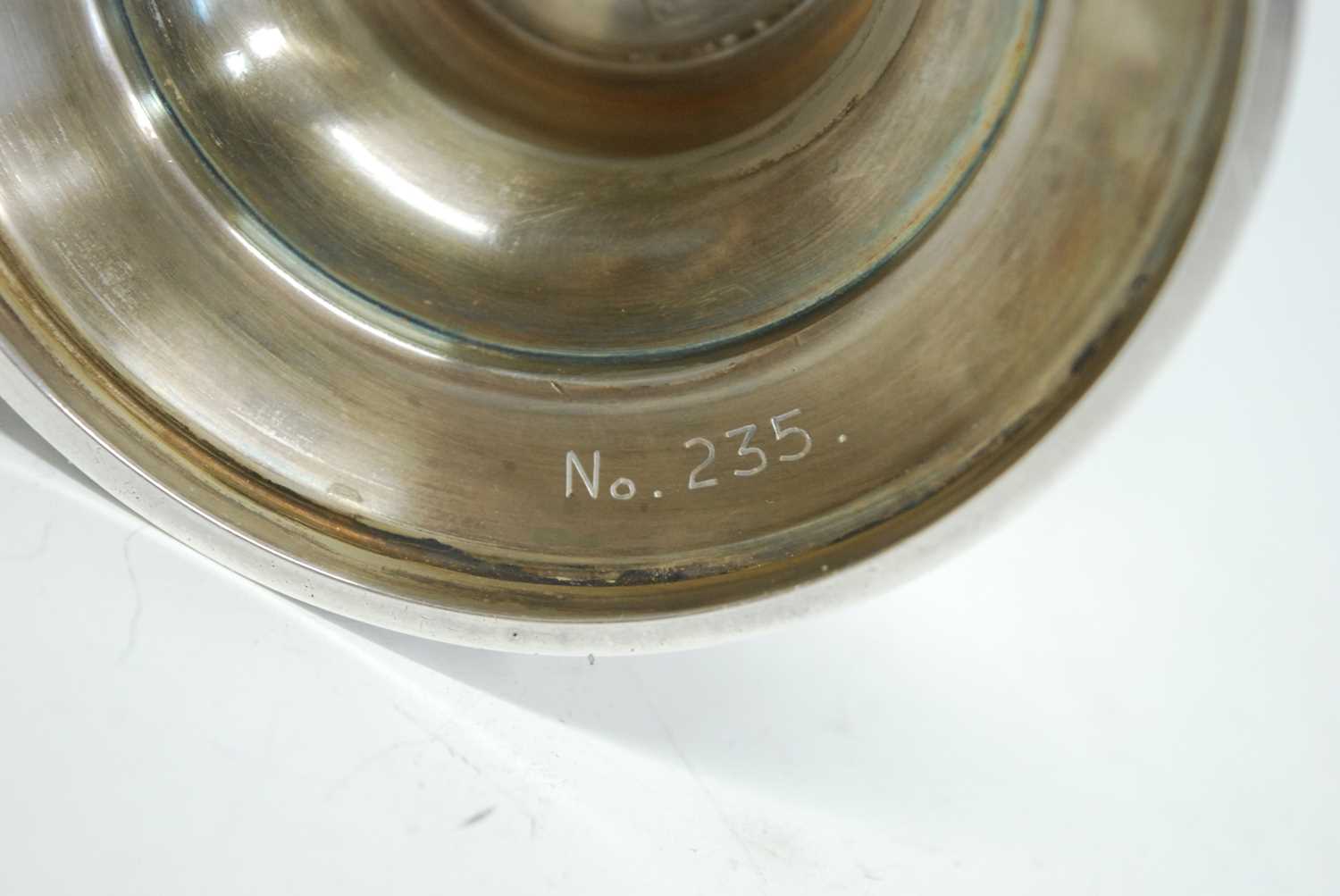 A Garrard & Co silver commemorative wine ewer for the Silver Wedding anniversary of Queen - Image 8 of 11