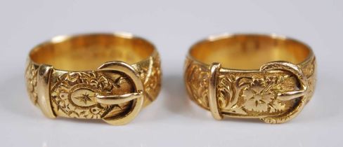 A Victorian 18ct gold belt ring, having leaf and flower carved decoration within lozenge panel,