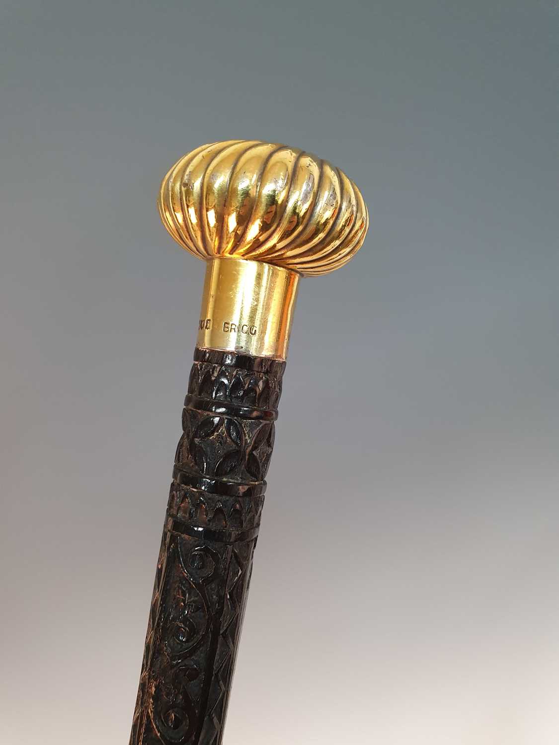 An Edwardian Brigg of London walking stick, the wrythen silver gilt handle marked 'Brigg', London - Bild 2 aus 6