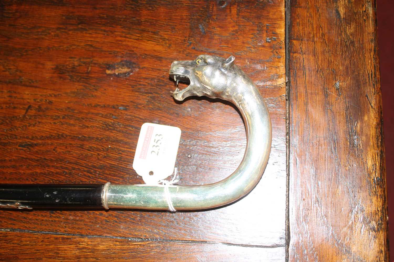 An early 20th century walking stick, the continental silver handle in the form of a leopard's - Image 14 of 14