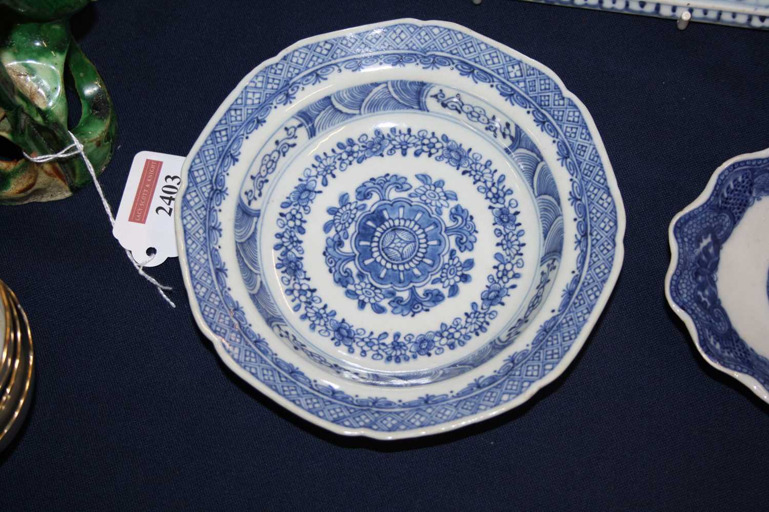 A collection of 18th century Chinese blue and white porcelain, to include a near pair of octagonal - Image 14 of 16