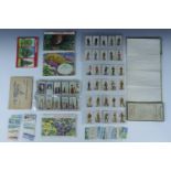 A small quantity of John Players cigarette cards including "An Album of Modern Naval Vessels",